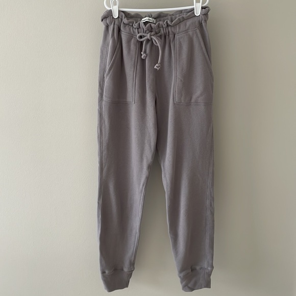 Abercrombie & Fitch Pants - Abercrombie Cloud Jogger in gray